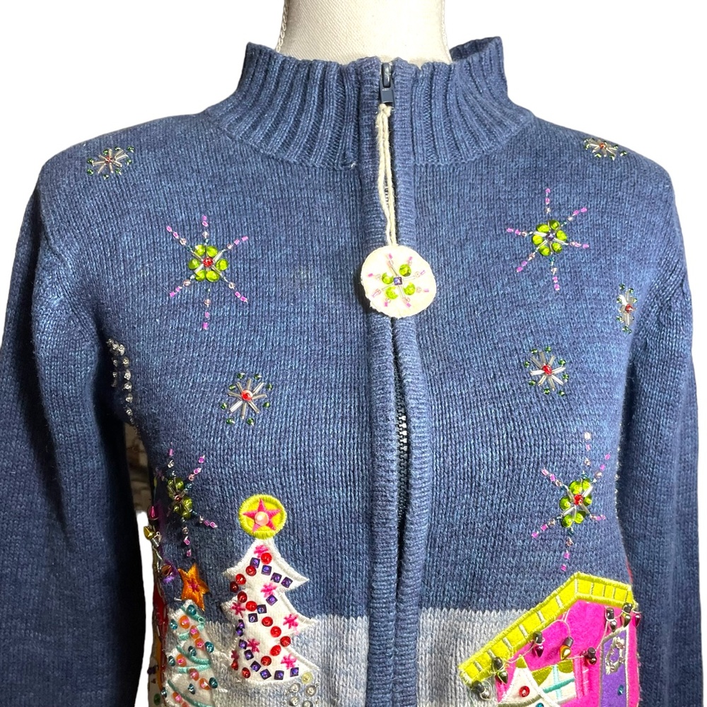 Christmas Village Sweater PS Petite S Embroidered Beaded Sequin Navy Rainbow - Picture 12 of 14
